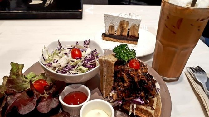 Vegan Travel Food Spot: Veganerie Soul in Bangkok