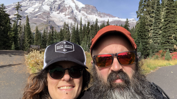 A Vegan #RVLife: A Vegtravelbuddies Interview with Laura and Kevin of VeganRV