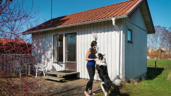 Tarah Livin’ Free: A Vegtravelbuddies’ Interview on Tiny Home and Camper Van Living with Tarah Millen
