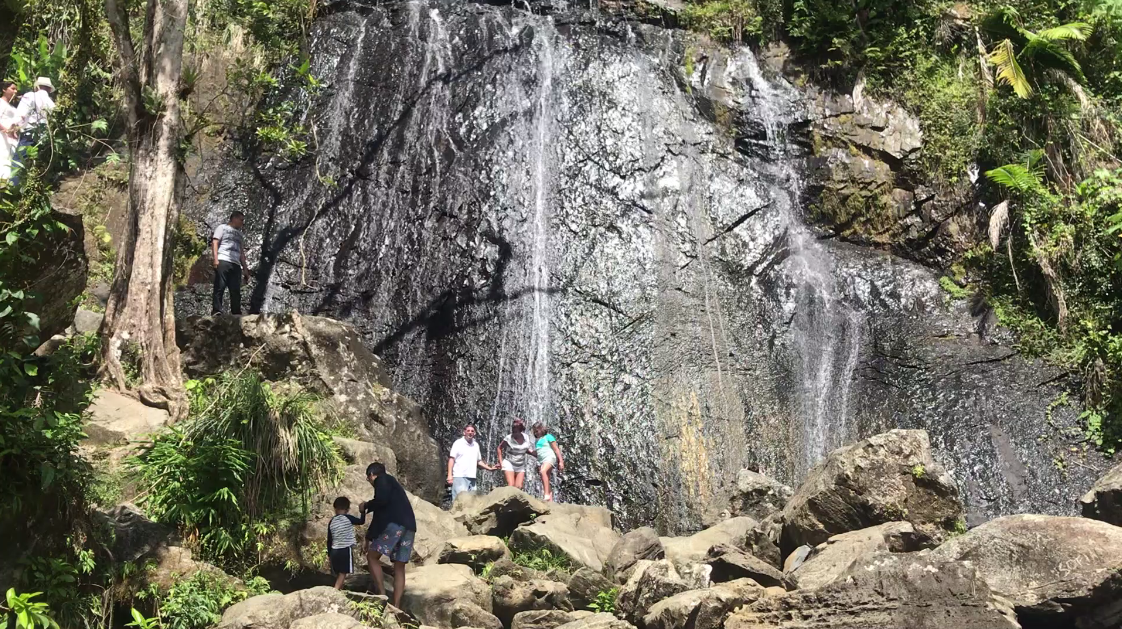 puerto rico waterfalls_vegtravelbuddies